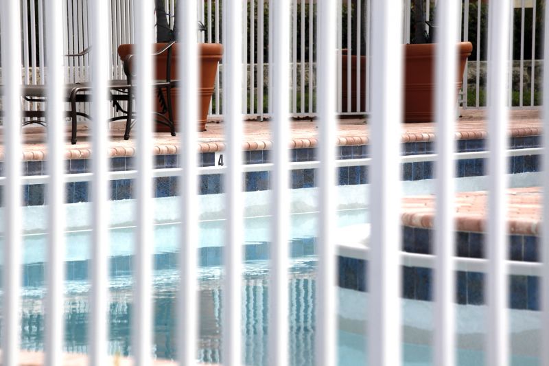 Removable Pool Fence Service detail